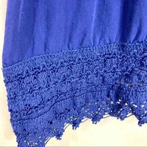 Forgotten Grace Navy Embroidered Lace V-Neck Tunic - Picture 13 of 14